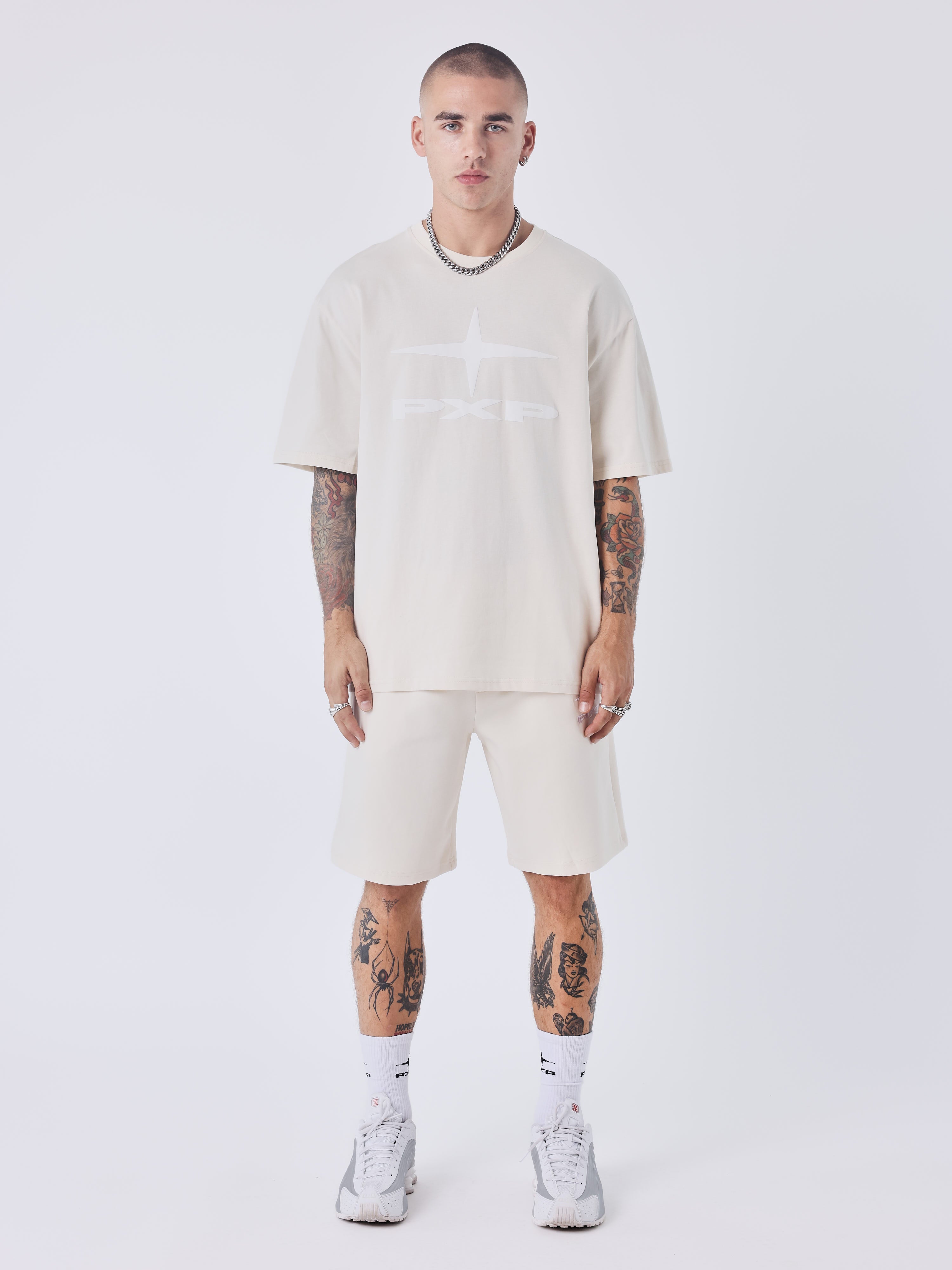 Camiseta Essentials